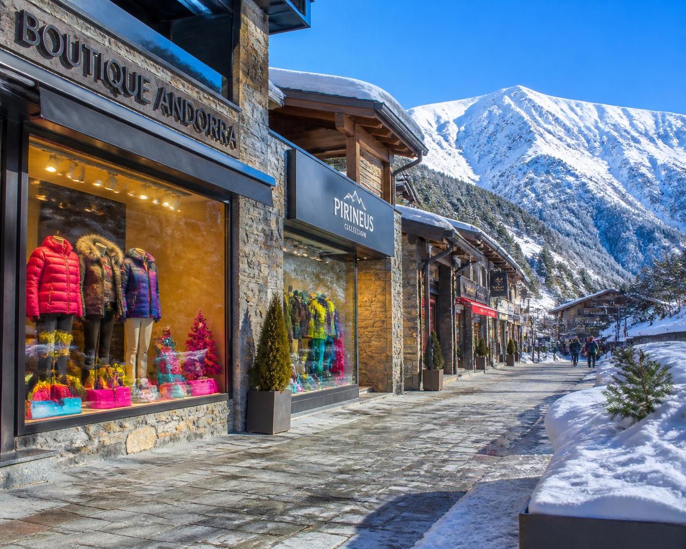 découvrez quand partir en andorre pour profiter des meilleures soldes en montagne et faire de bonnes affaires tout en profitant d'un cadre exceptionnel.